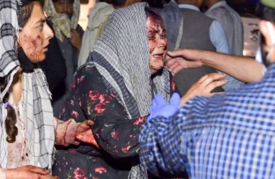 আফগানিস্তান: কাবুল বিমানবন্দরে আত্মঘাতী হামলা, ১৩ জন নিহত বলে তালেবানের দাবি