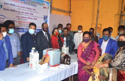 জনসন কোভিড-১৯ ভ্যাকসিনের আওতায় চট্টগ্রাম নগরীর ভাসমান ও ছিন্নমূল মানুষ প্রথম ও দ্বিতীয় ধাপে ভ্যাকসিন পেয়েছে সাড়ে ৮ হাজার