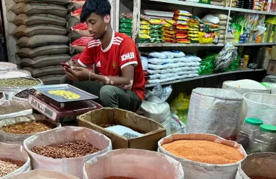 দেশের অর্থনীতি আরো খারাপের দিকে যেতে পারে