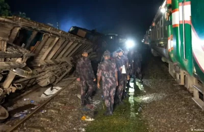 যে কারণে উল্টো নিয়মে চালাতে হয় ট্রেন, প্রাণ যায় যাত্রীদের