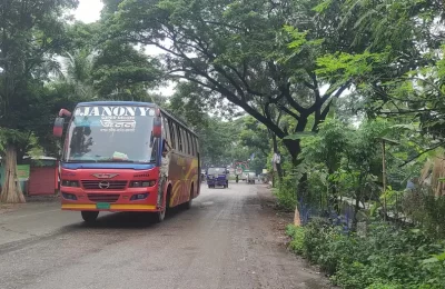 ঈদের আগে গাড়িভাড়ায় নৈরাজ্য