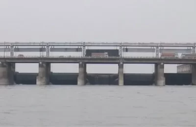 ফারাক্কা বাঁধ: গঙ্গার পানি যে ফর্মুলায় ভাগাভাগি করে ভারত-বাংলাদেশ