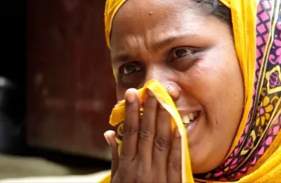 মালয়েশিয়ায় বাংলাদেশি শ্রমিকের ‘দুই লাখ টাকা দরে বিক্রি’ হওয়ার অভিজ্ঞতা