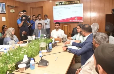 ১ অক্টোবর থেকে শ্রমিকদের ন্যায্য মূল্যে পণ্য দেবে সরকার