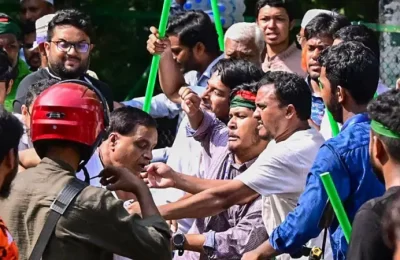 এলাকায় ফিরতে টাকা দিতে হচ্ছে আওয়ামী লীগ নেতাকর্মীদের, হচ্ছেন হামলার শিকার