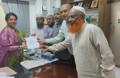 নিত্যপণ্যের মূল্যবৃদ্ধির প্রতিবাদে জেলা প্রশাসককে স্মারকলিপি প্রদান