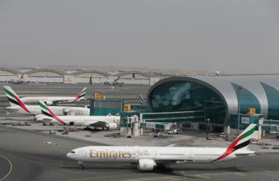 ড্রোন–ঘটনার জেরে দুবাই আন্তর্জাতিক বিমানবন্দরে সাময়িক ফ্লাইট স্থগিত