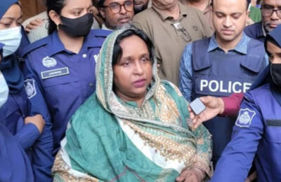 সাবেক মেয়র সেলিনা হায়াৎ আইভী-কে বারবার শ্যোন অ্যারেস্ট: বৈধতা জানতে হাইকোর্টের রুল, হয়রানি বন্ধের নির্দেশ