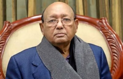 আওয়ামী লীগের বর্ষীয়ান নেতা ও সাবেক মন্ত্রী তোফায়েল আহমেদ আর নেই